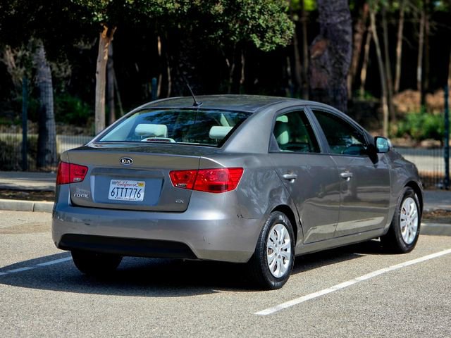Used 2012 Kia Forte EX image 7