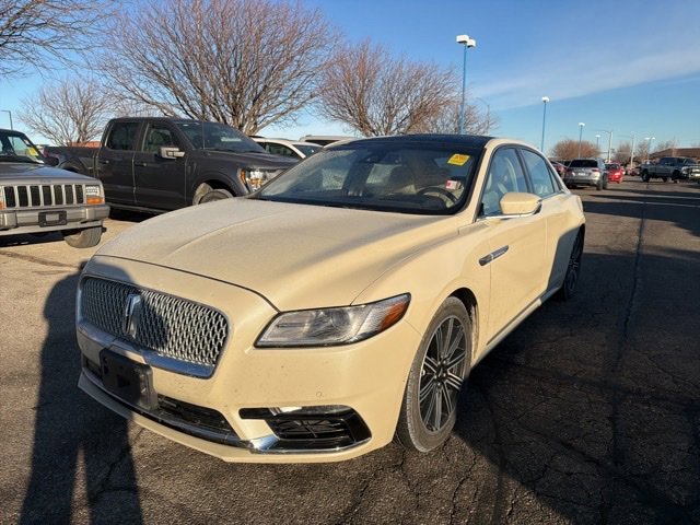 Used 2018 Lincoln Continental Reserve image 7