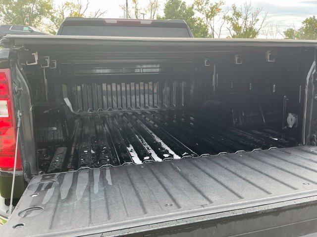 Used 2022 Chevrolet Silverado 1500 LT AWD/4WD image 11