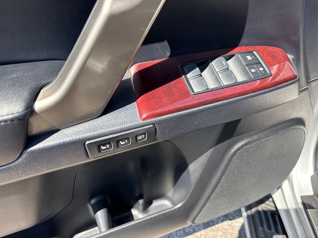 Used 2017 Lexus GX 460 Premium w/ Premium Package image 39