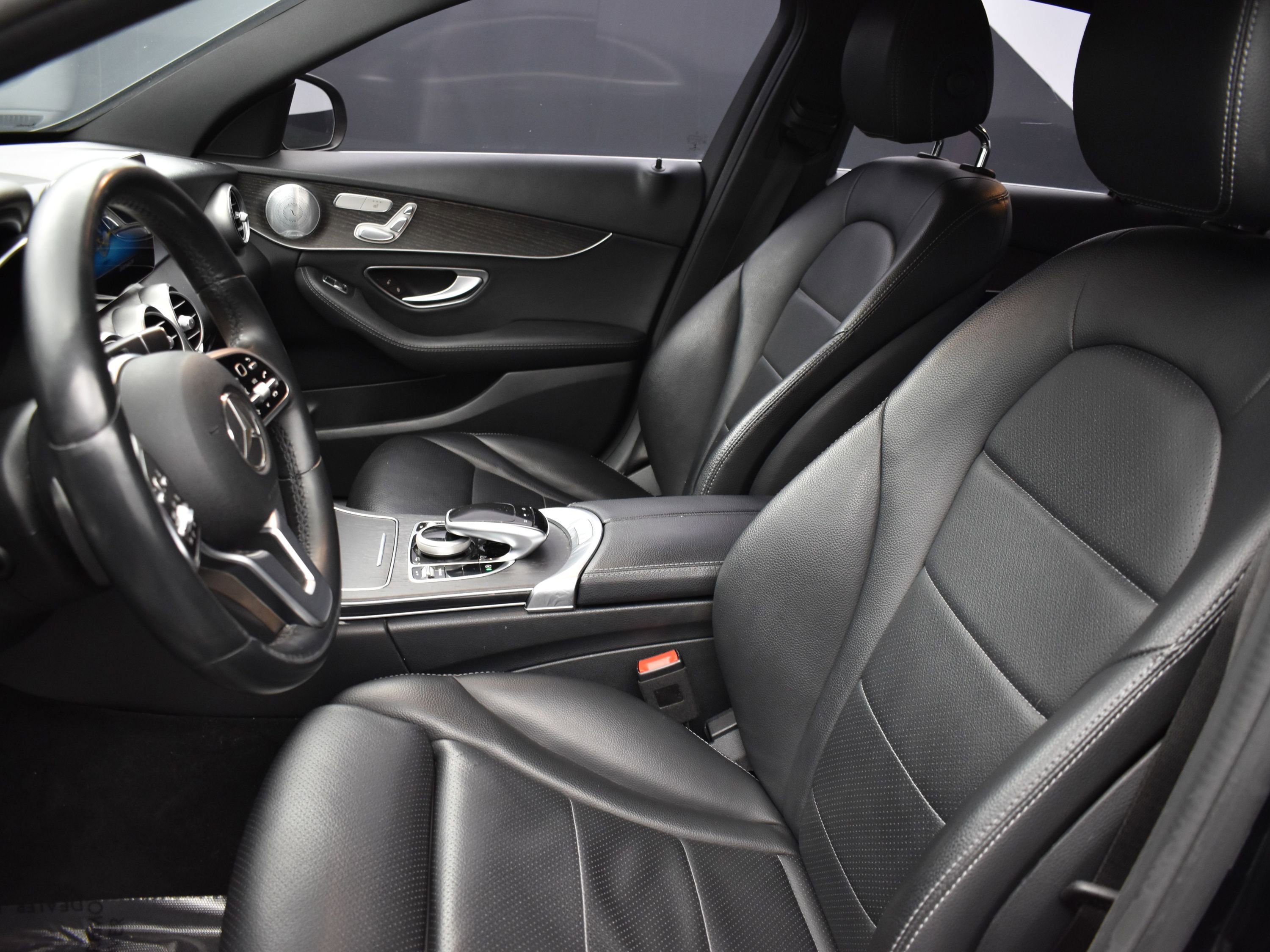 Used 2019 Mercedes-Benz C 300 4MATIC Sedan image 11