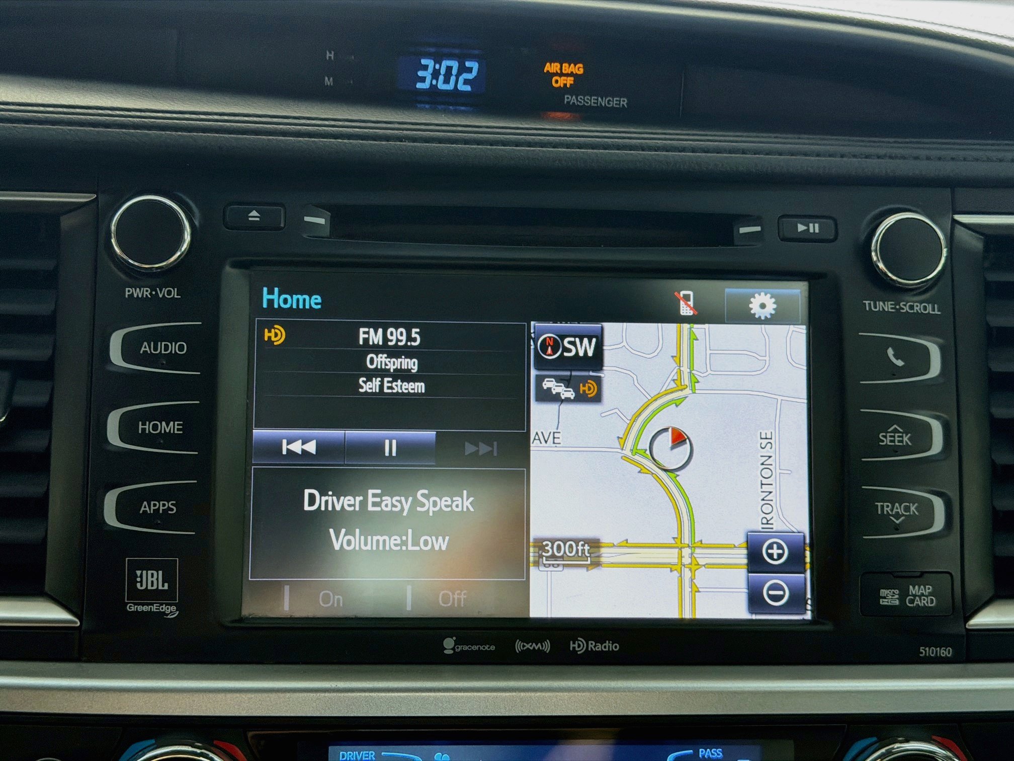 Used 2016 Toyota Highlander Limited w/ Driver Technology Package AWD/4WD image 19