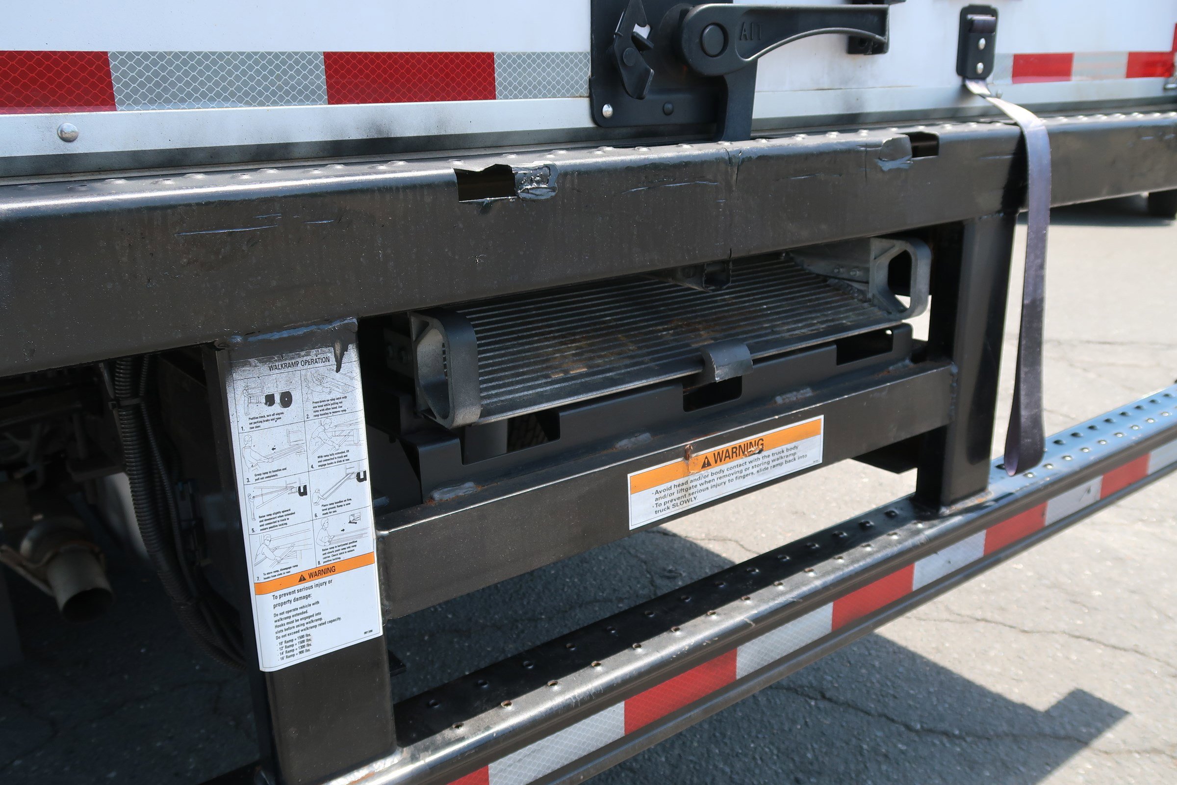 Used 2025 Chevrolet Low Cab Forward RWD image 33