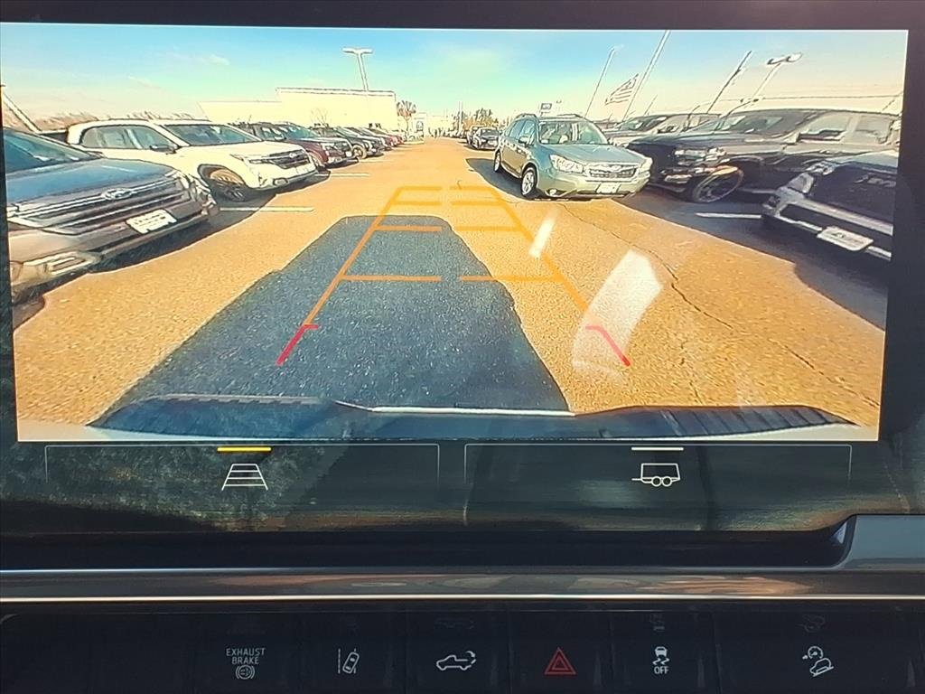 Used 2024 Chevrolet Silverado 2500 LT image 8