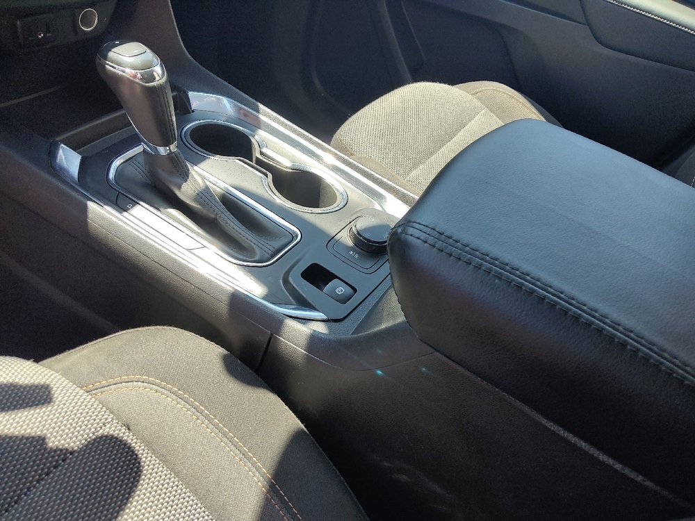 Used 2018 Chevrolet Traverse LT AWD/4WD image 26