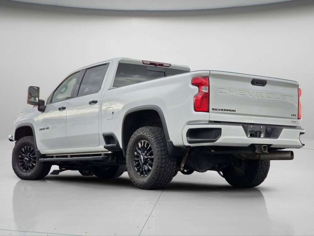 Used 2023 Chevrolet Silverado 3500 LTZ w/ LTZ Plus Package image 23