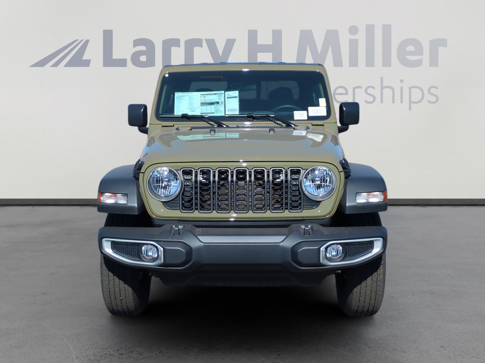 New 2026 Jeep Gladiator Sport image 8