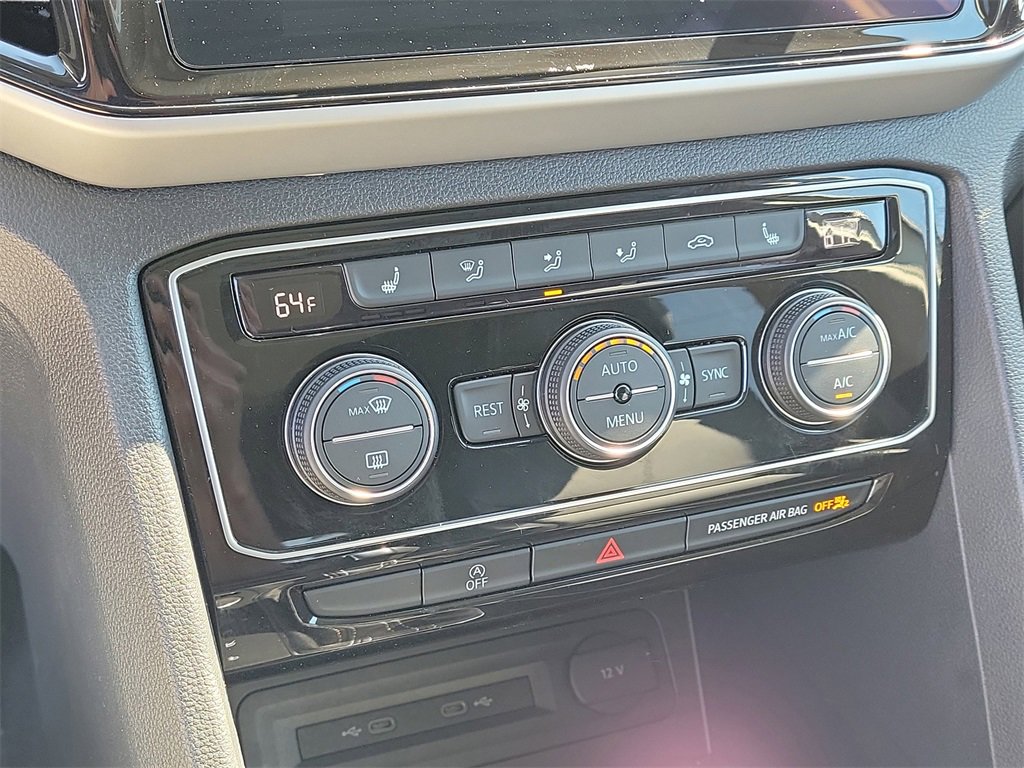 Used 2022 Volkswagen Atlas SE w/ Panoramic Sunroof Package image 25