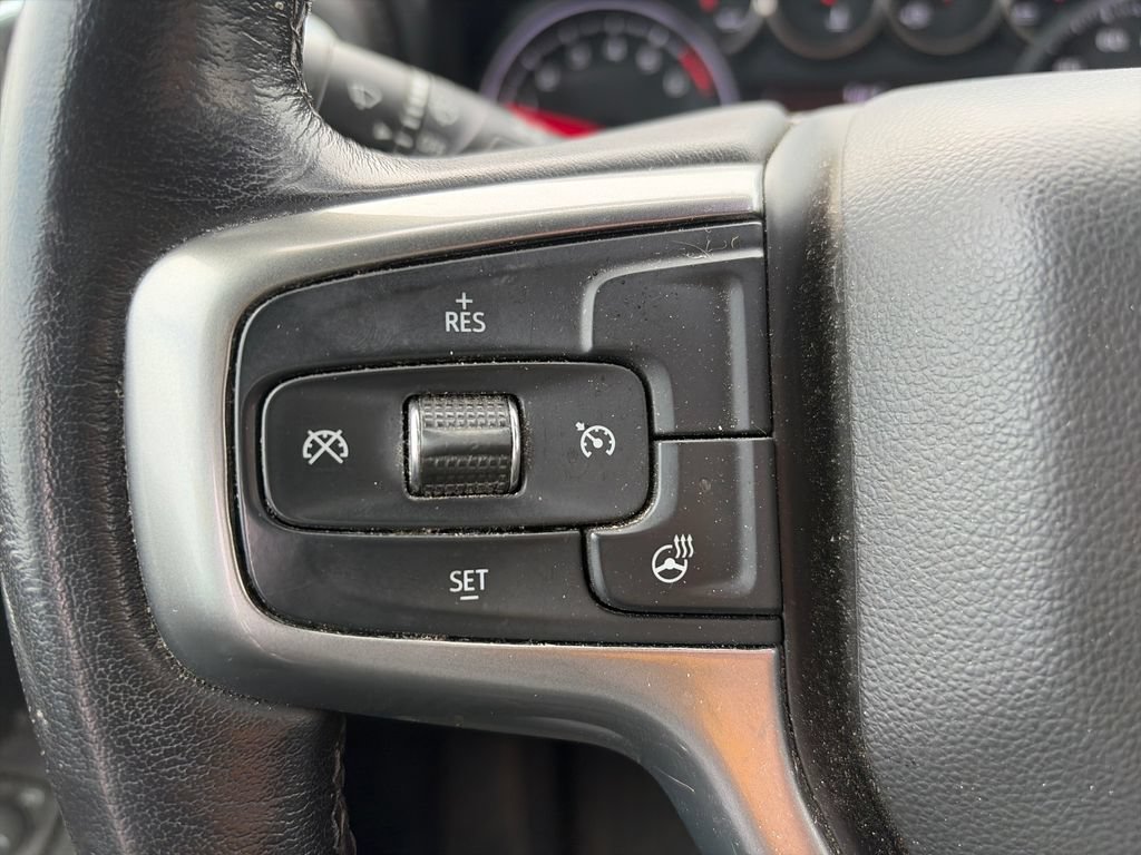 Used 2022 Chevrolet Silverado 1500 RST w/ Redline Edition AWD/4WD image 13