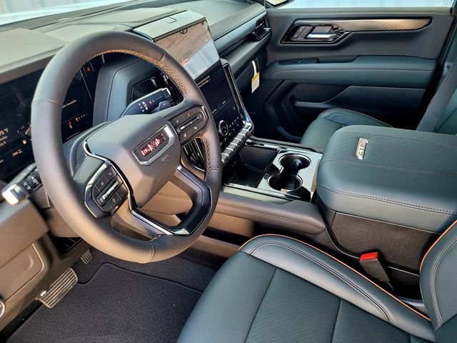 New 2026 GMC Yukon XL AT4 w/ AT4 Premium Package AWD/4WD image 16