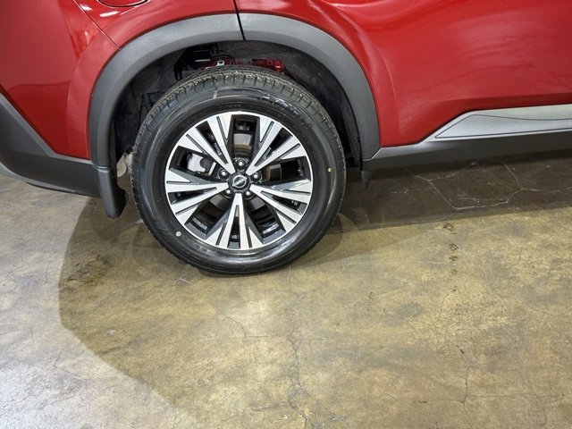 Used 2023 Nissan Rogue SV image 5