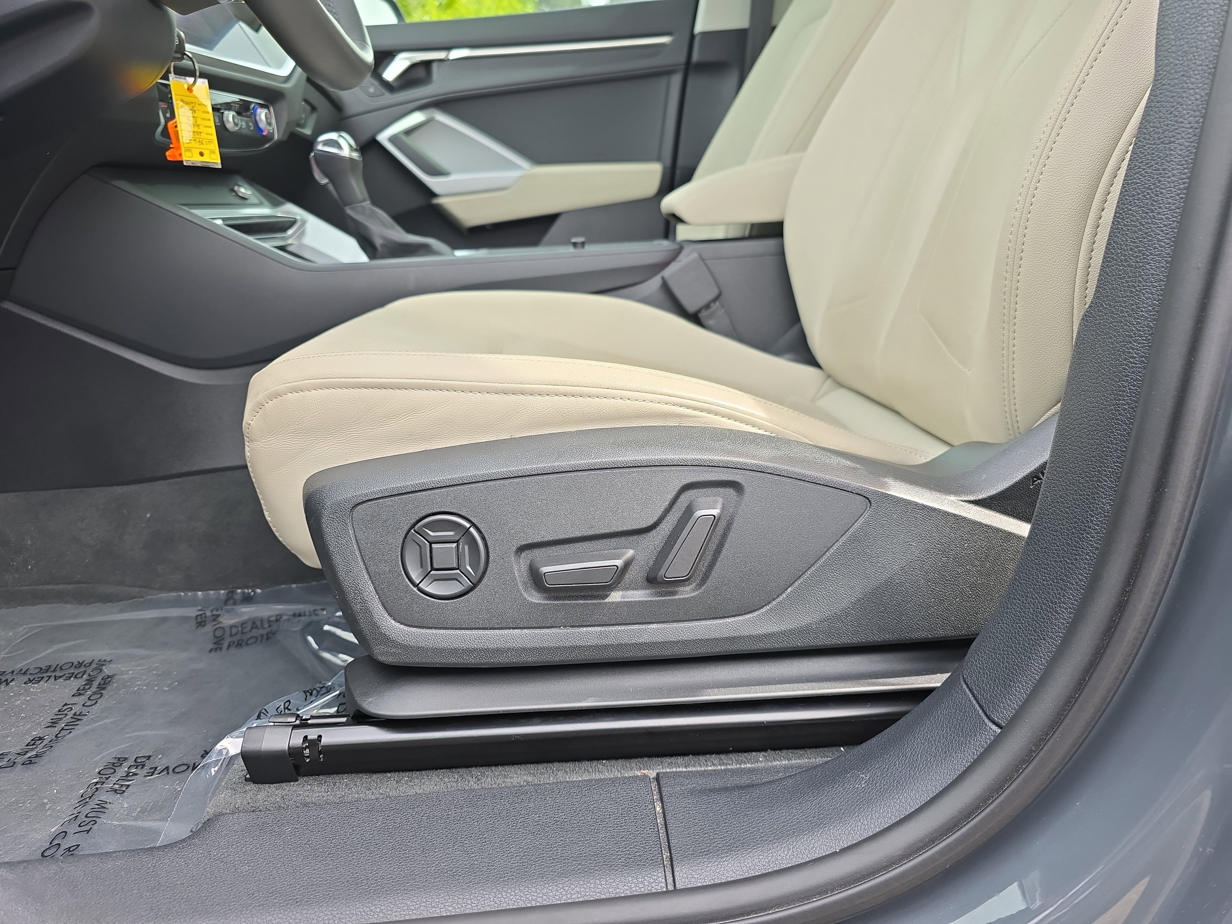 Used 2022 Audi Q3 2.0T Premium image 28