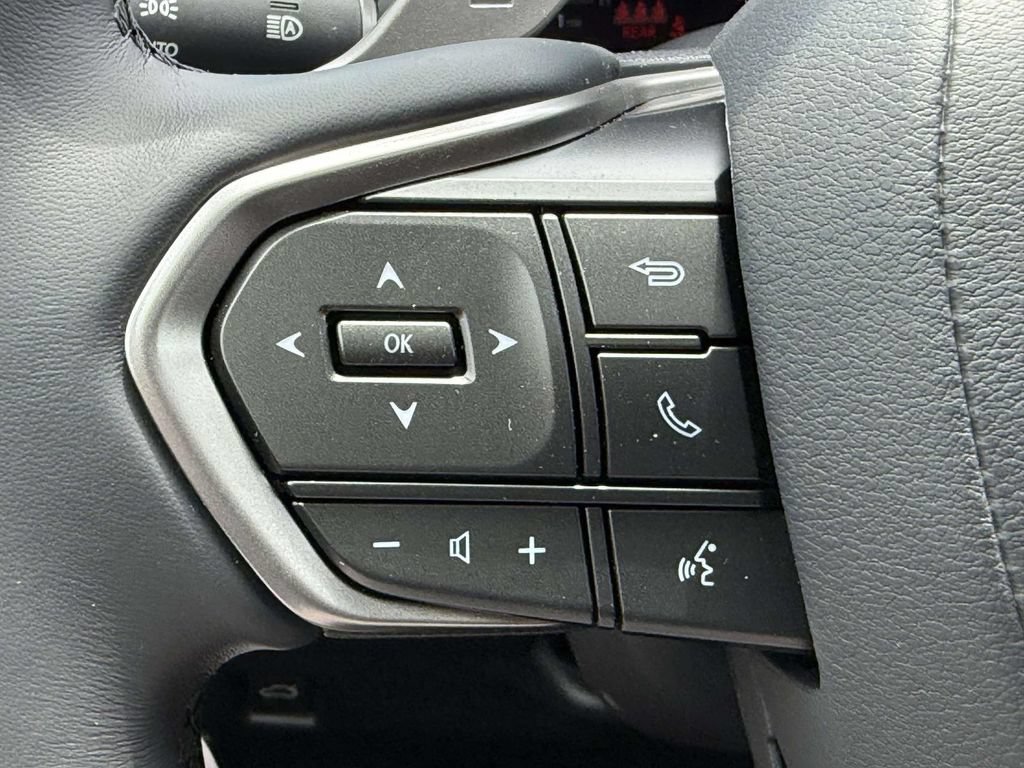 New 2026 Lexus IS 350 F Sport AWD/4WD image 18