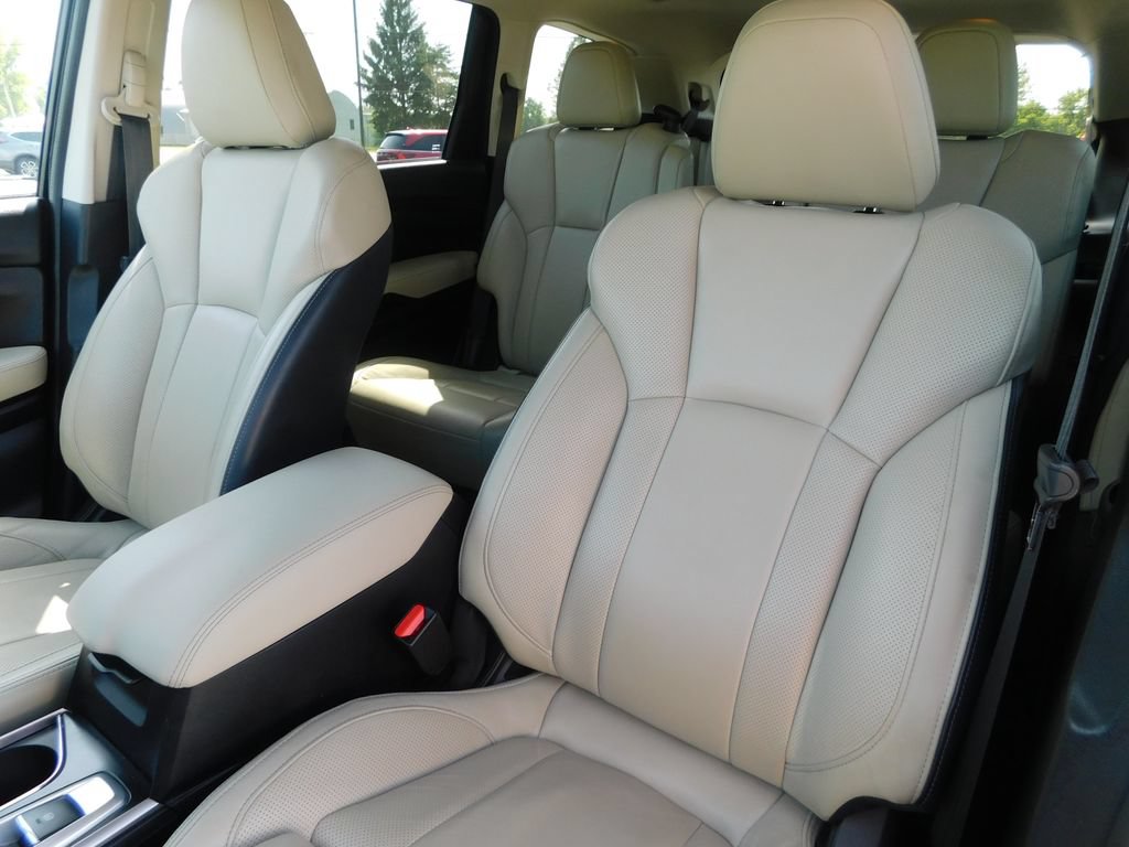 Used 2022 Subaru Ascent Limited AWD/4WD image 15