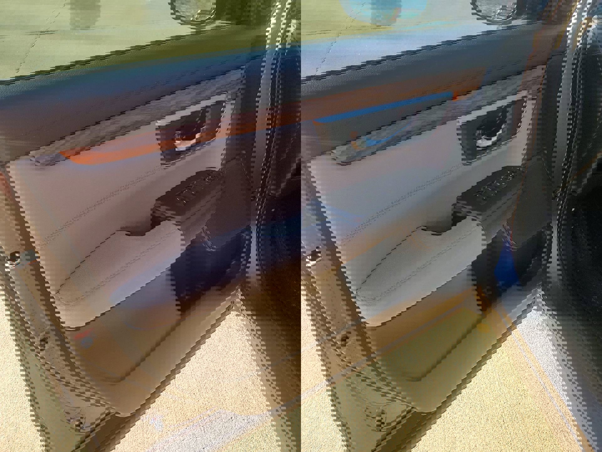 Used 2017 Honda CR-V EX image 29