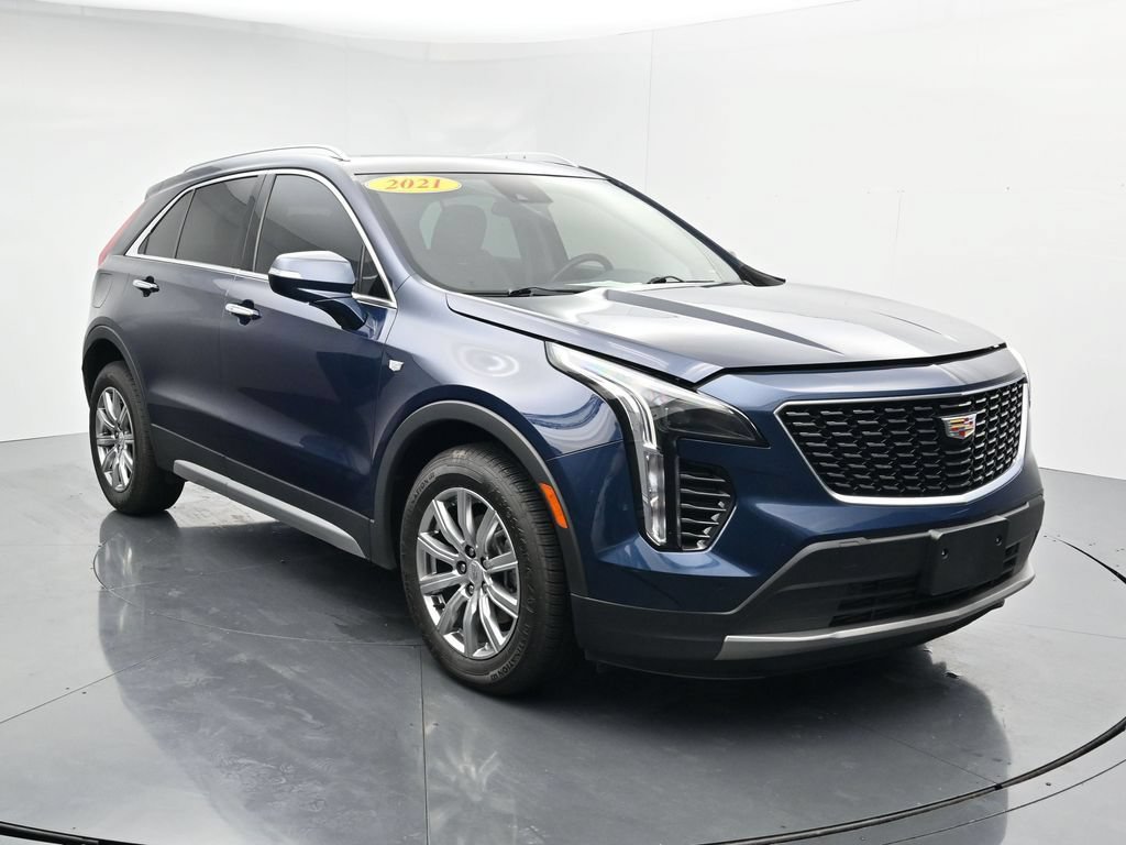 Used 2021 Cadillac XT4 Premium Luxury AWD/4WD image 2