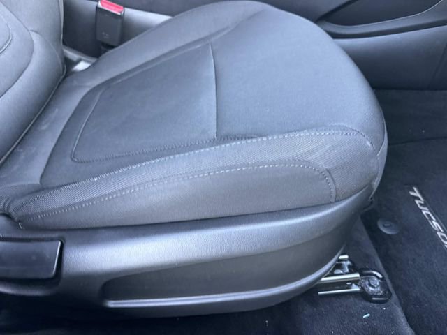 Used 2023 Hyundai Tucson SE FWD image 11