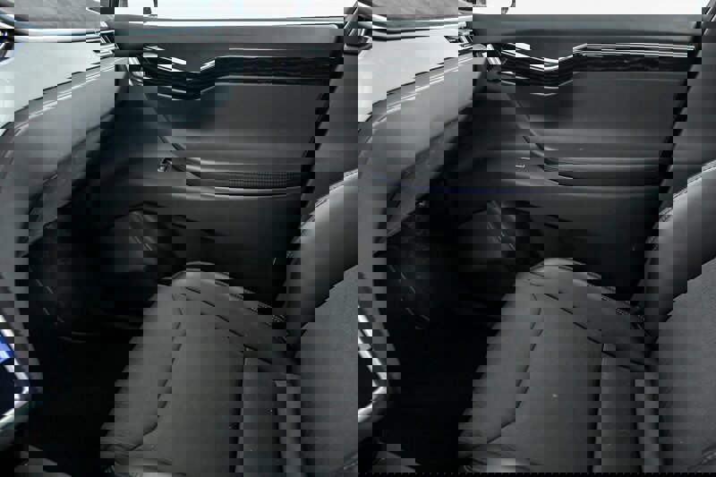 Used 2016 Tesla Model X 75D image 36