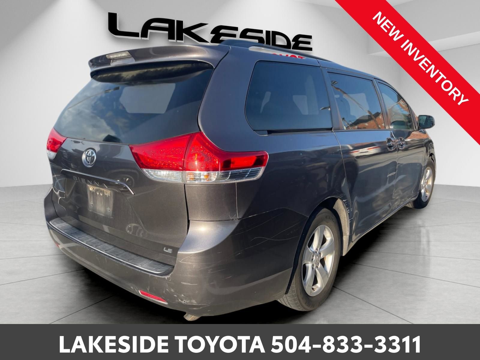 Used 2013 Toyota Sienna LE image 6