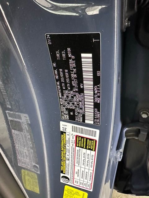 Used 2024 Toyota Grand Highlander XLE AWD/4WD image 34