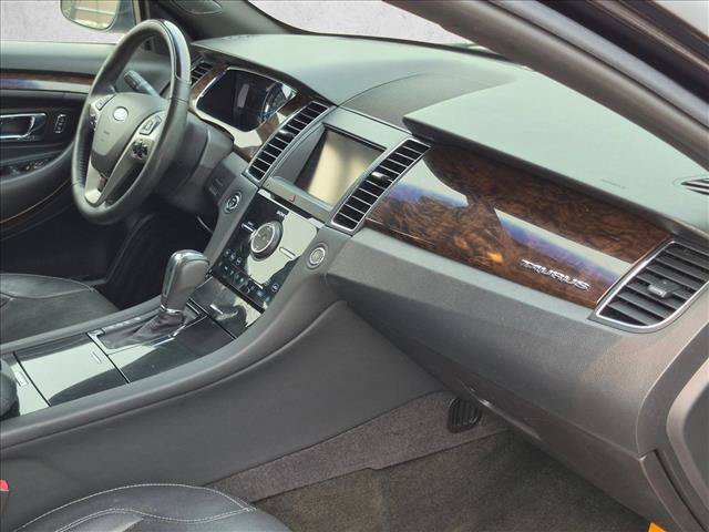 Used 2013 Ford Taurus Limited FWD image 24
