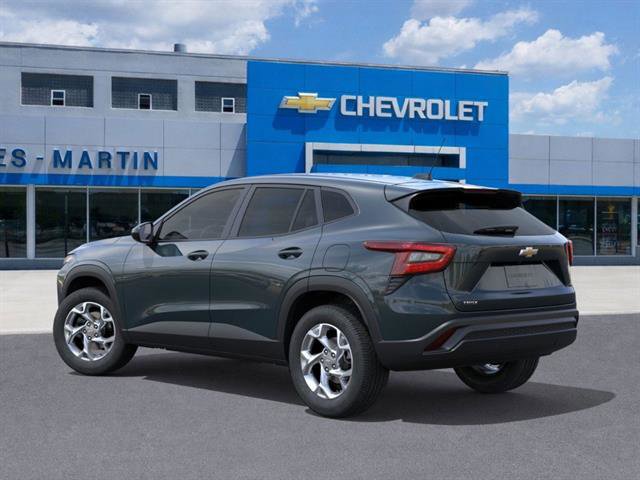 New 2026 Chevrolet Trax LS image 3