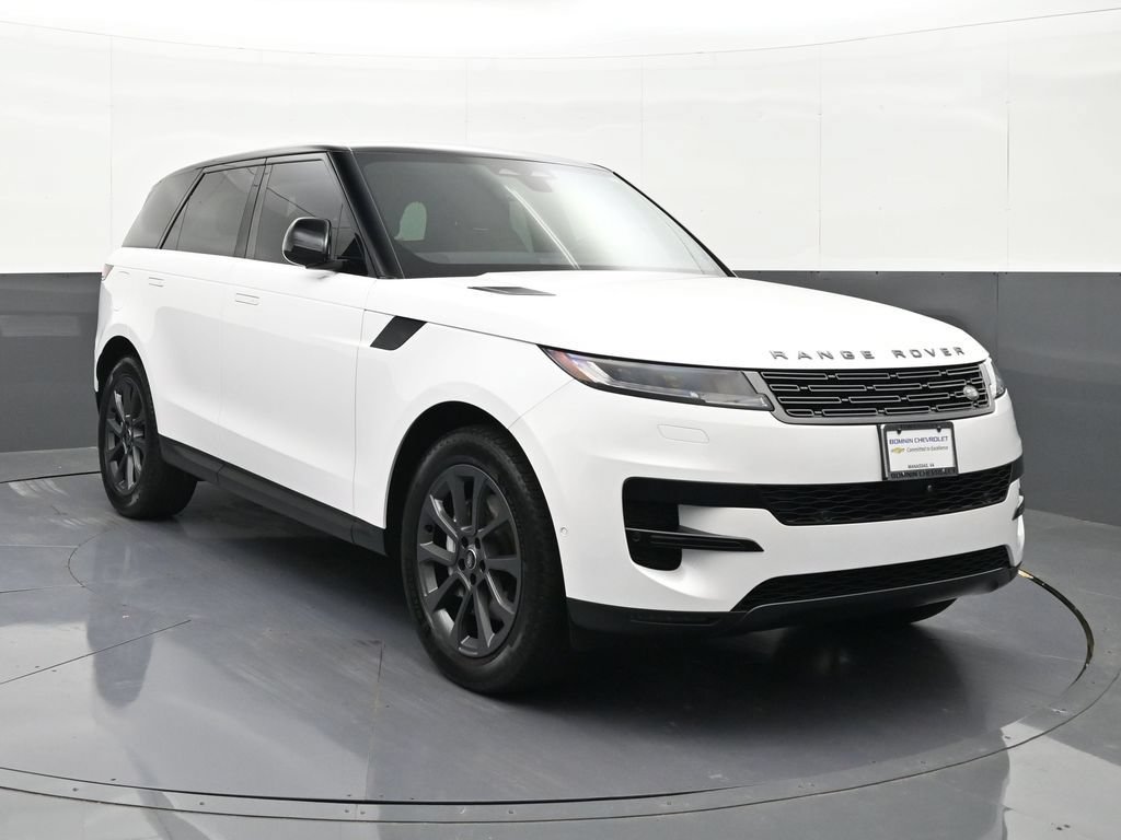 Used 2024 Land Rover Range Rover Sport SE AWD/4WD image 7