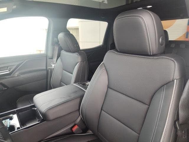 New 2026 Chevrolet Silverado EV LT image 18