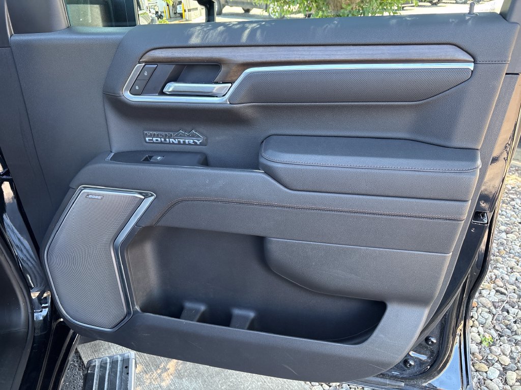 Certified 2026 Chevrolet Silverado 1500 High Country w/ High Country Premium Package AWD/4WD image 50