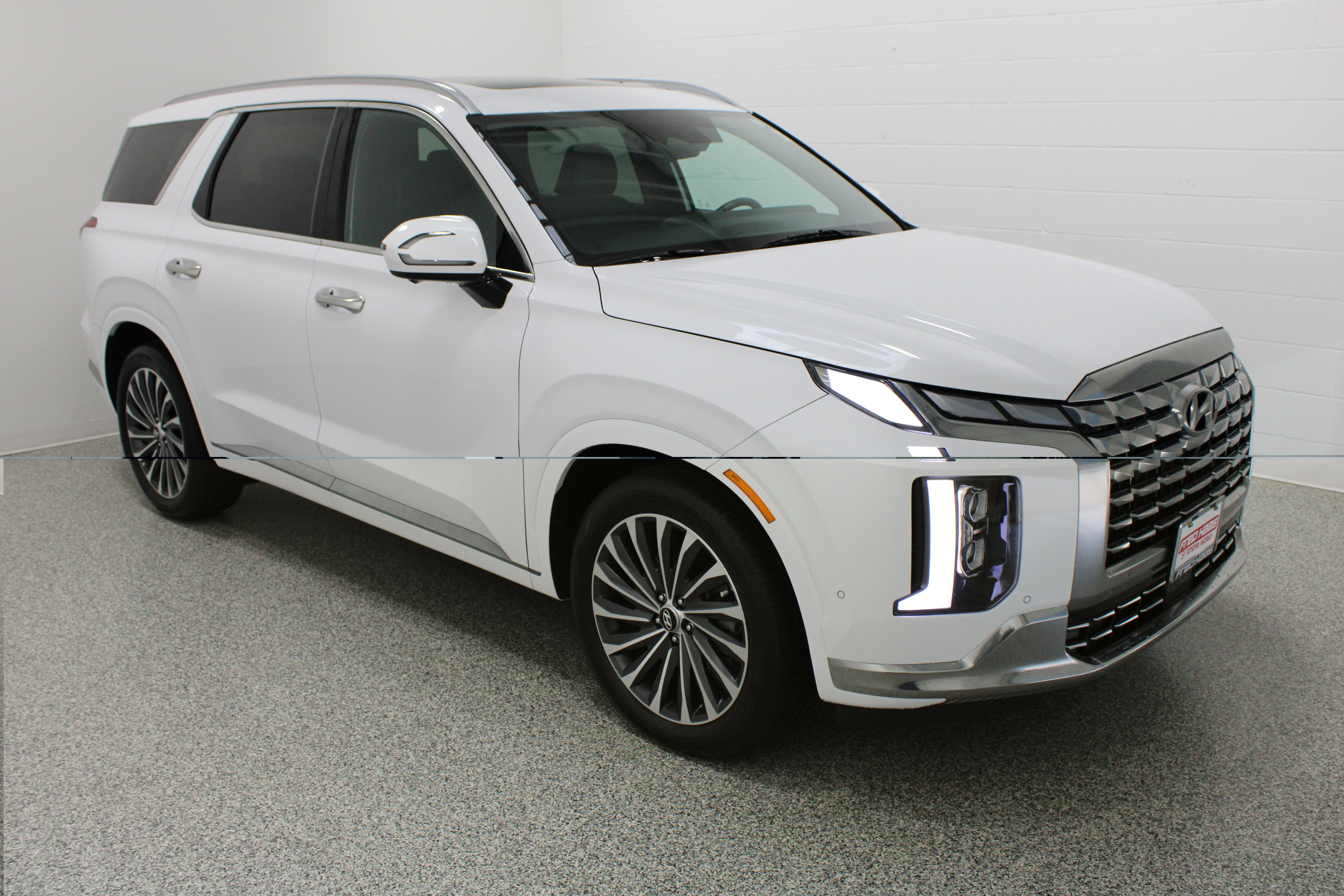 Used 2025 Hyundai Palisade Calligraphy AWD/4WD image 4