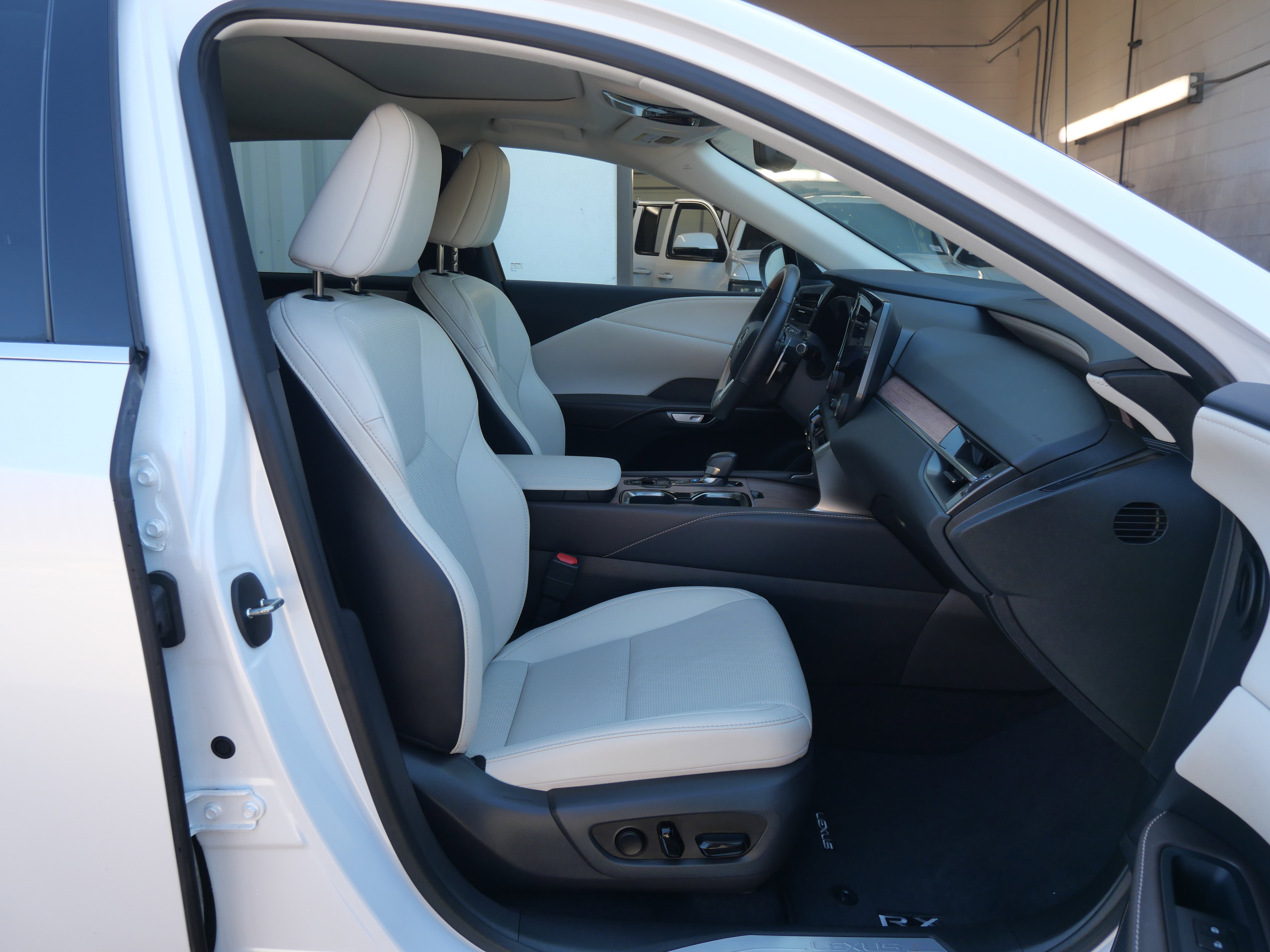 Certified 2024 Lexus RX 350 Premium Plus image 13