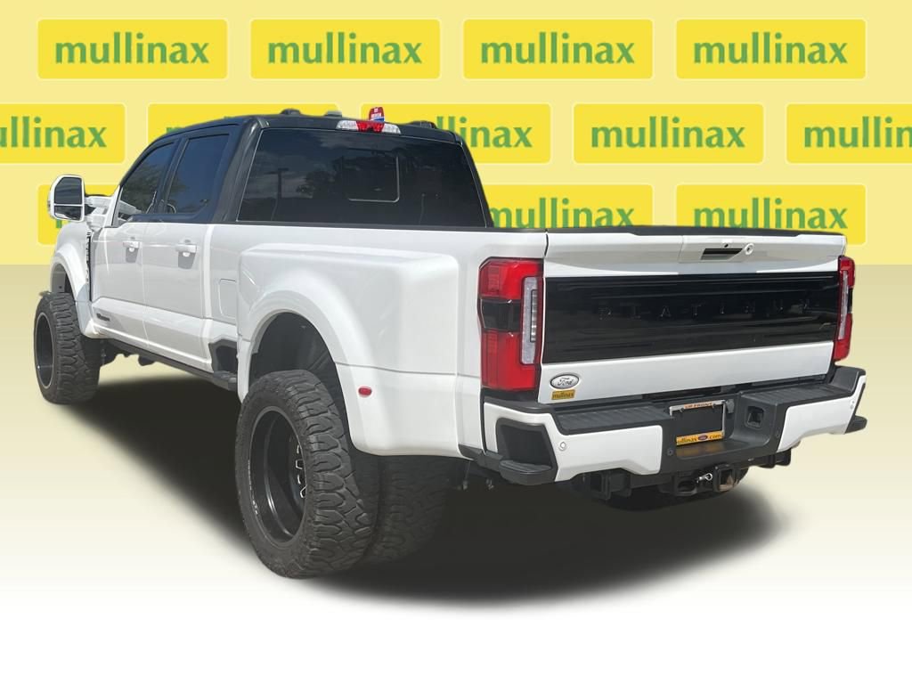 Used 2023 Ford F450 Platinum w/ Camper Package image 11
