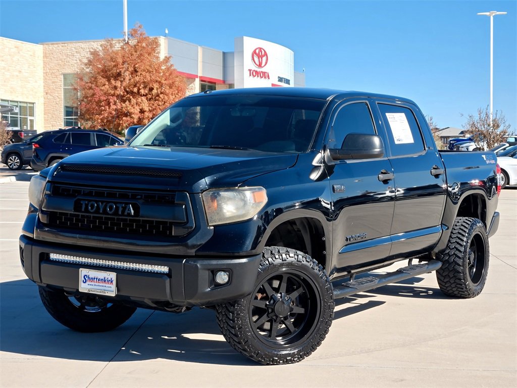 Used 2017 Toyota Tundra SR5 image 2