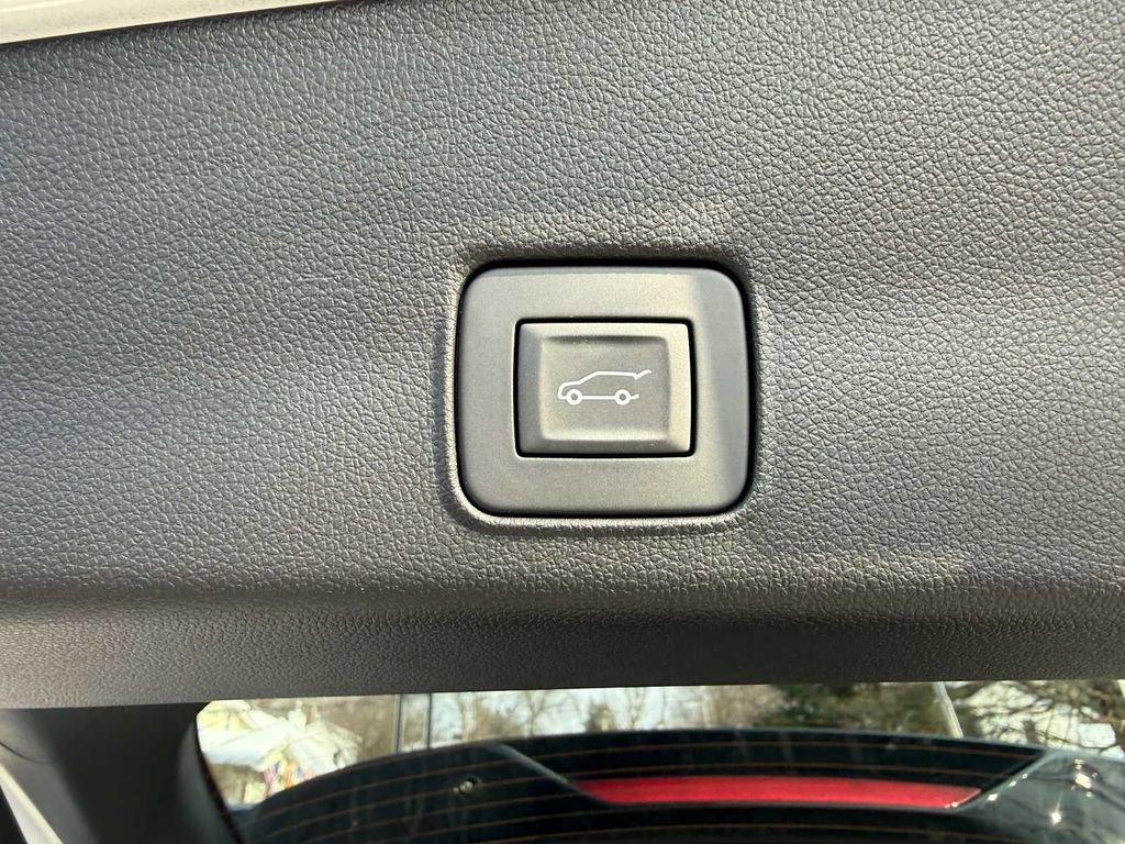 Used 2026 Chevrolet TrailBlazer LT w/ Convenience Package image 30