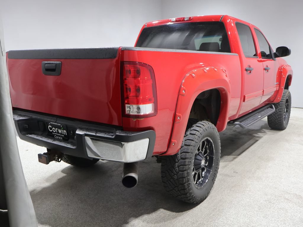 Used 2010 GMC Sierra 2500 SLE AWD/4WD image 2
