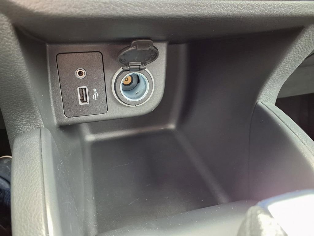Certified 2025 Nissan Kicks Play S FWD image 9