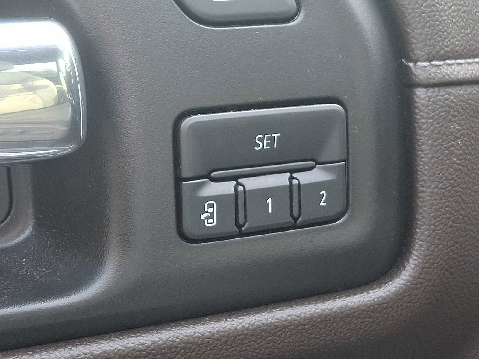 Certified 2022 GMC Sierra 1500 SLT w/ SLT Premium Plus Package image 31