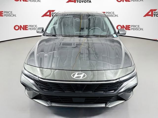Used 2024 Hyundai Elantra Limited FWD video 2