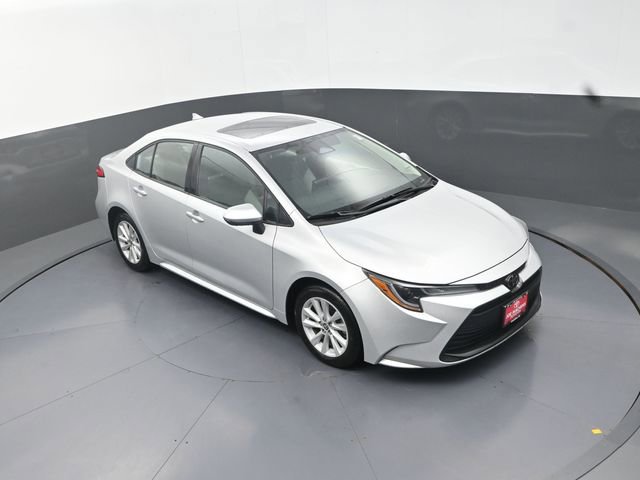 Used 2024 Toyota Corolla LE w/ LE Premium Package FWD image 31