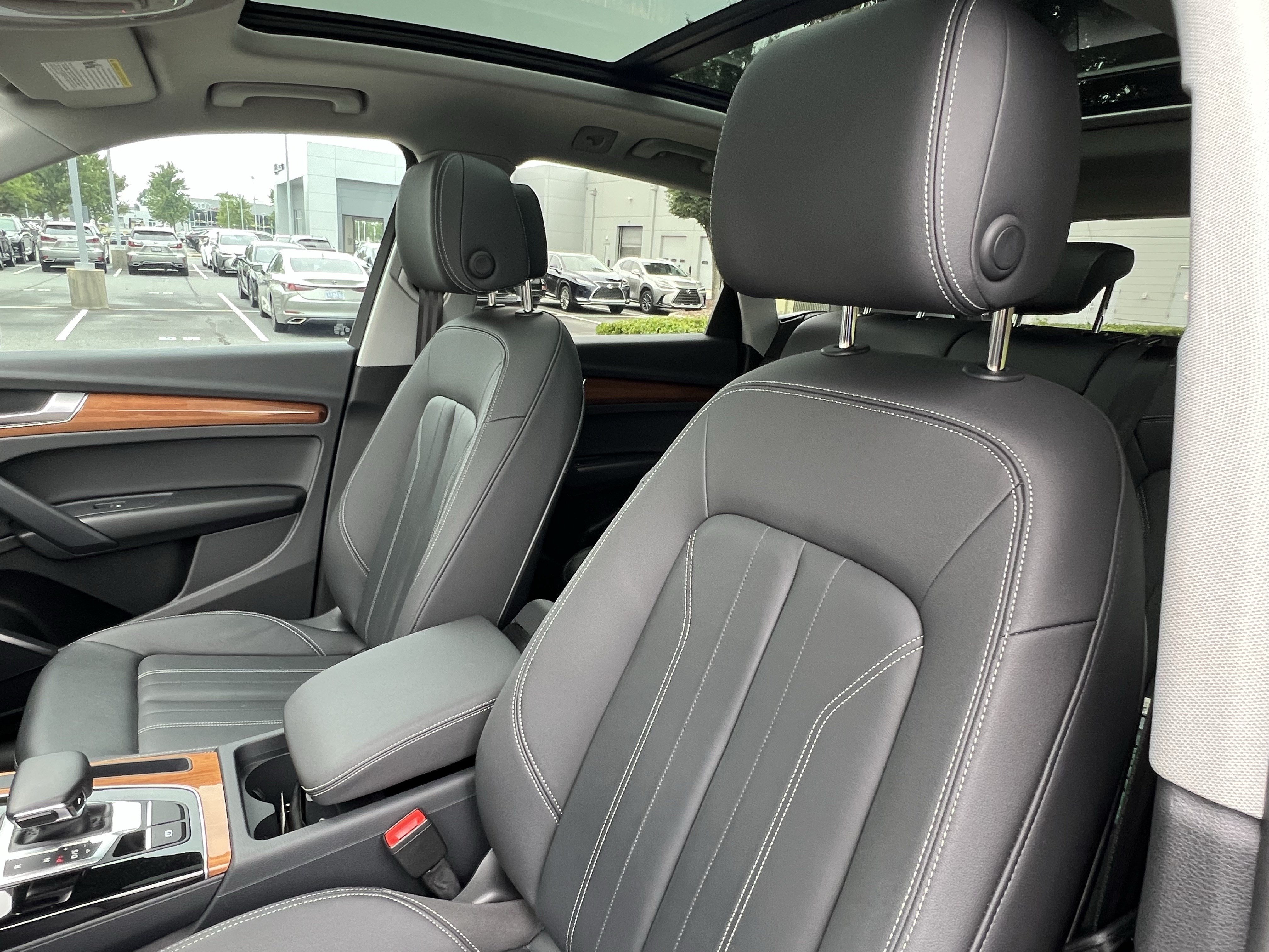Used 2023 Audi Q5 2.0T Premium AWD/4WD image 16