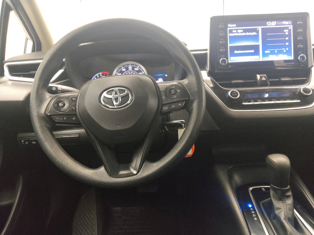 Used 2021 Toyota Corolla LE FWD image 22