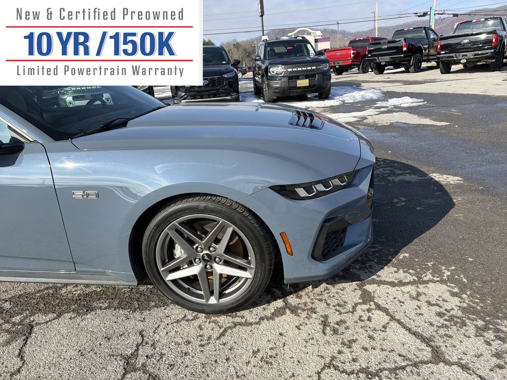 Used 2025 Ford Mustang GT image 4