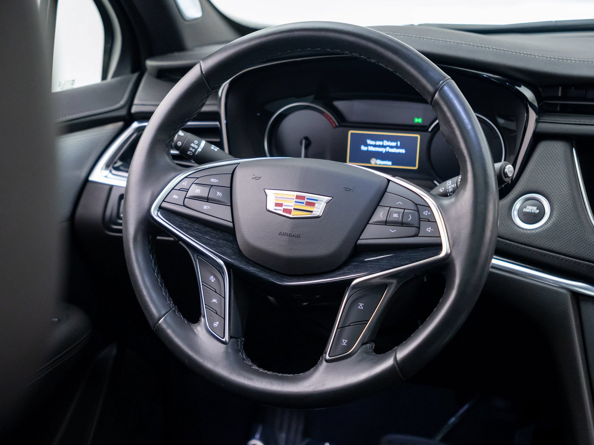 Used 2023 Cadillac XT5 Premium Luxury w/ LPO, Floor Liner Package AWD/4WD image 11