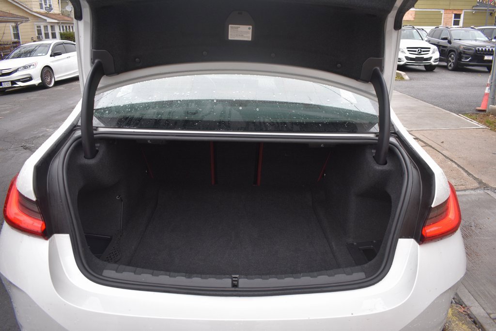 Used 2024 BMW 330i Sedan w/ Convenience Package image 33