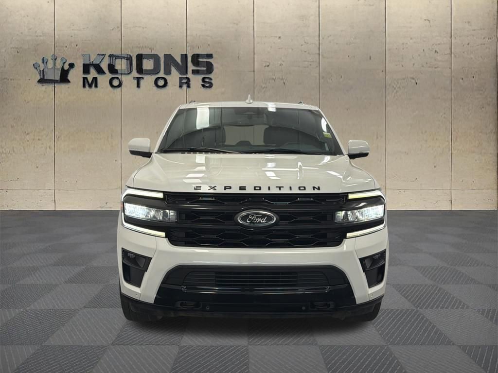 Used 2022 Ford Expedition Max Limited image 3