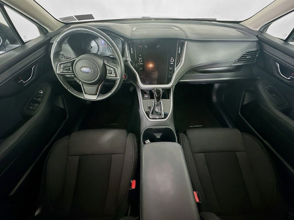 Used 2022 Subaru Outback Premium image 10