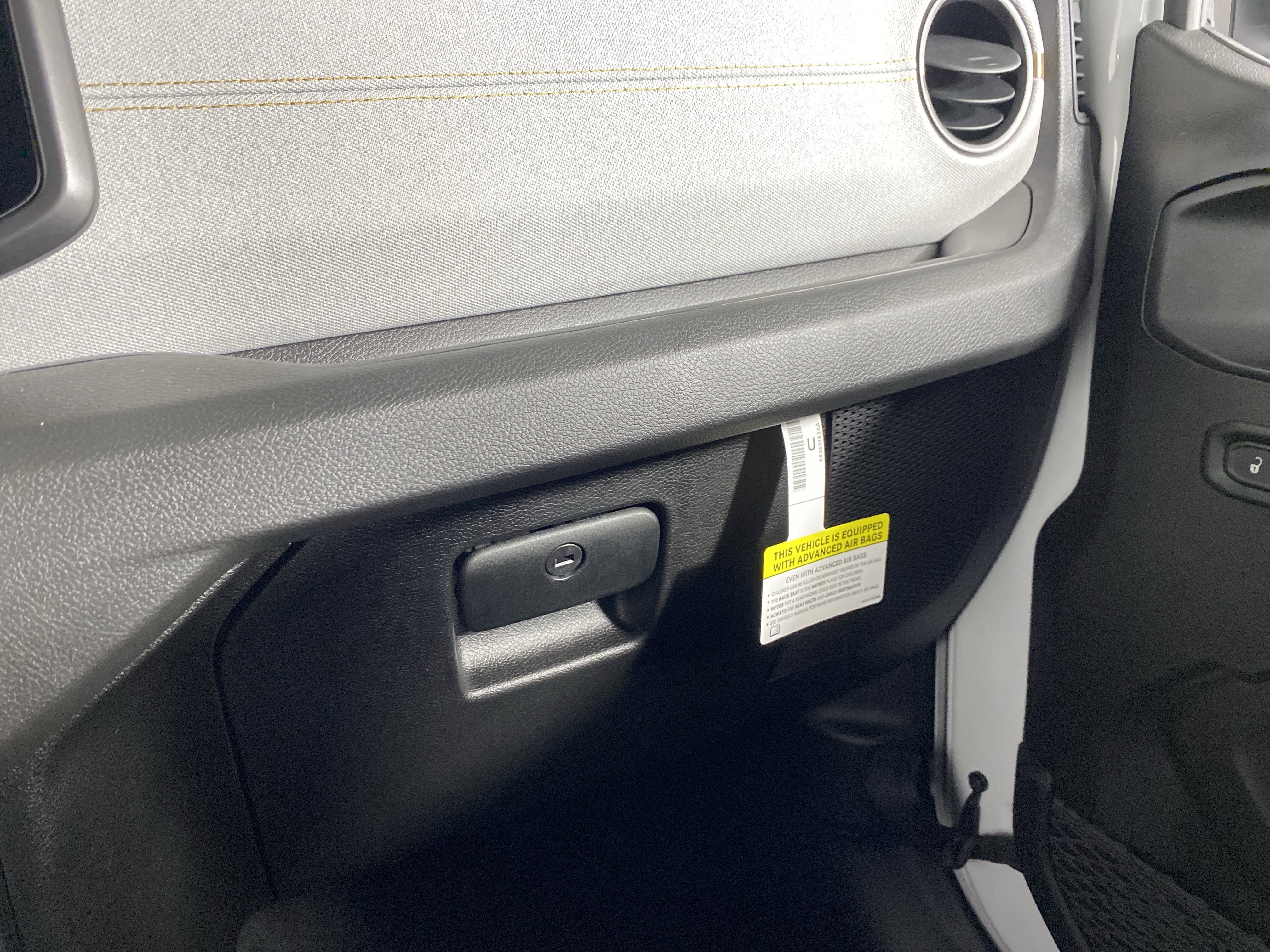 New 2026 Jeep Wrangler Sport S image 29