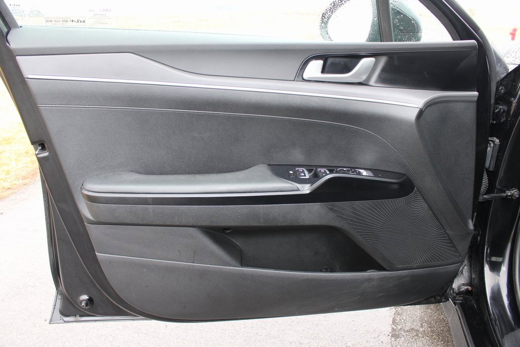 Used 2022 Kia K5 GT-Line image 10