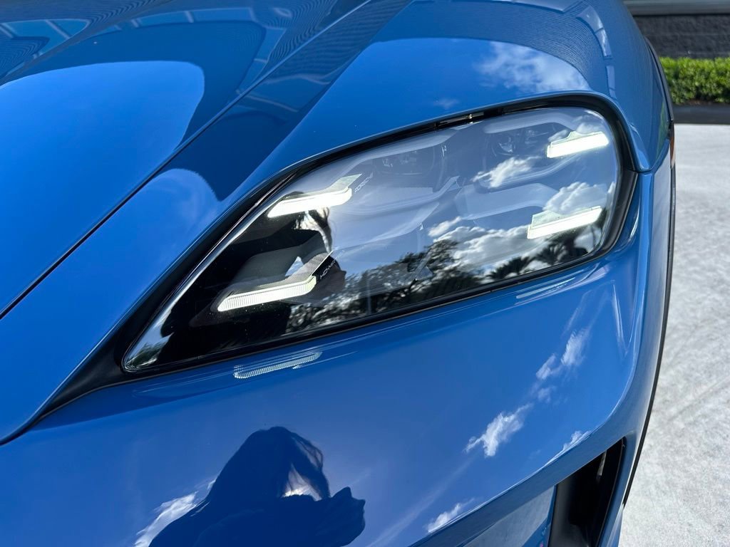 Certified 2025 Porsche Taycan 4S image 13