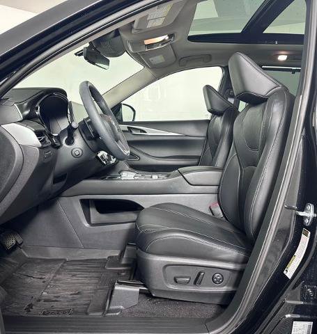 Certified 2025 INFINITI QX60 Luxe image 14